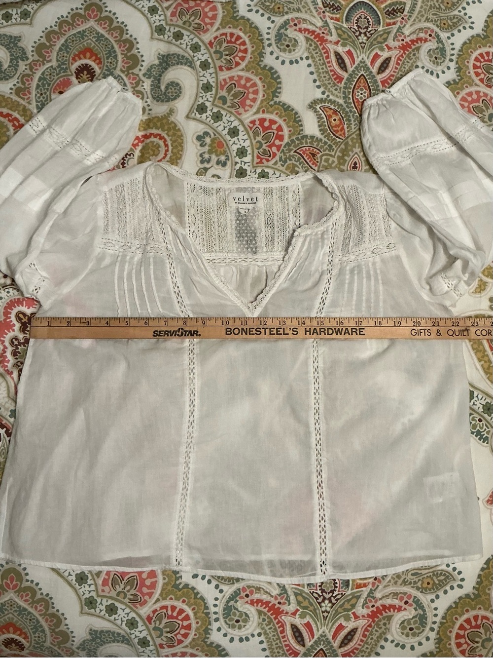 Velvet by Graham & Spencer Pia Blouse White Eyelet Lace V-Neck Boho Top, S - Picture 12 of 14